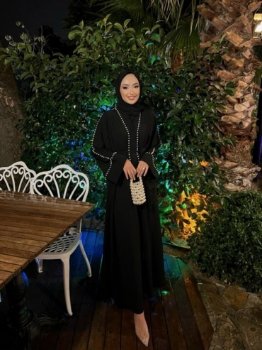 LEVA ABAYA