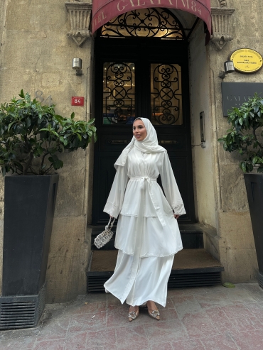 Emla Abaya Beyaz