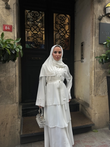 Emla Abaya Beyaz