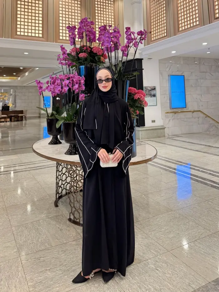 Julia Abaya Siyah