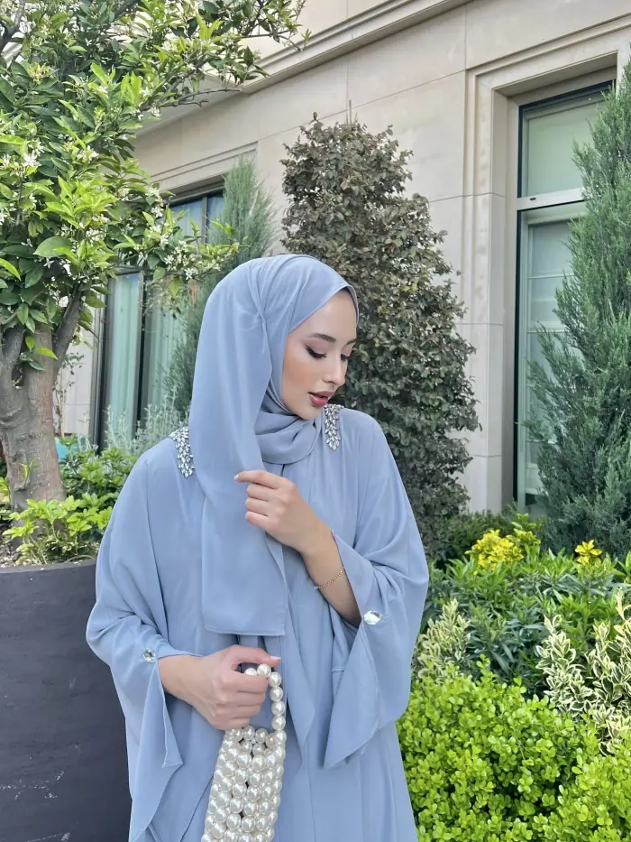 Özel Tasarım İnci Detaylı Abaya Buz Mavisi